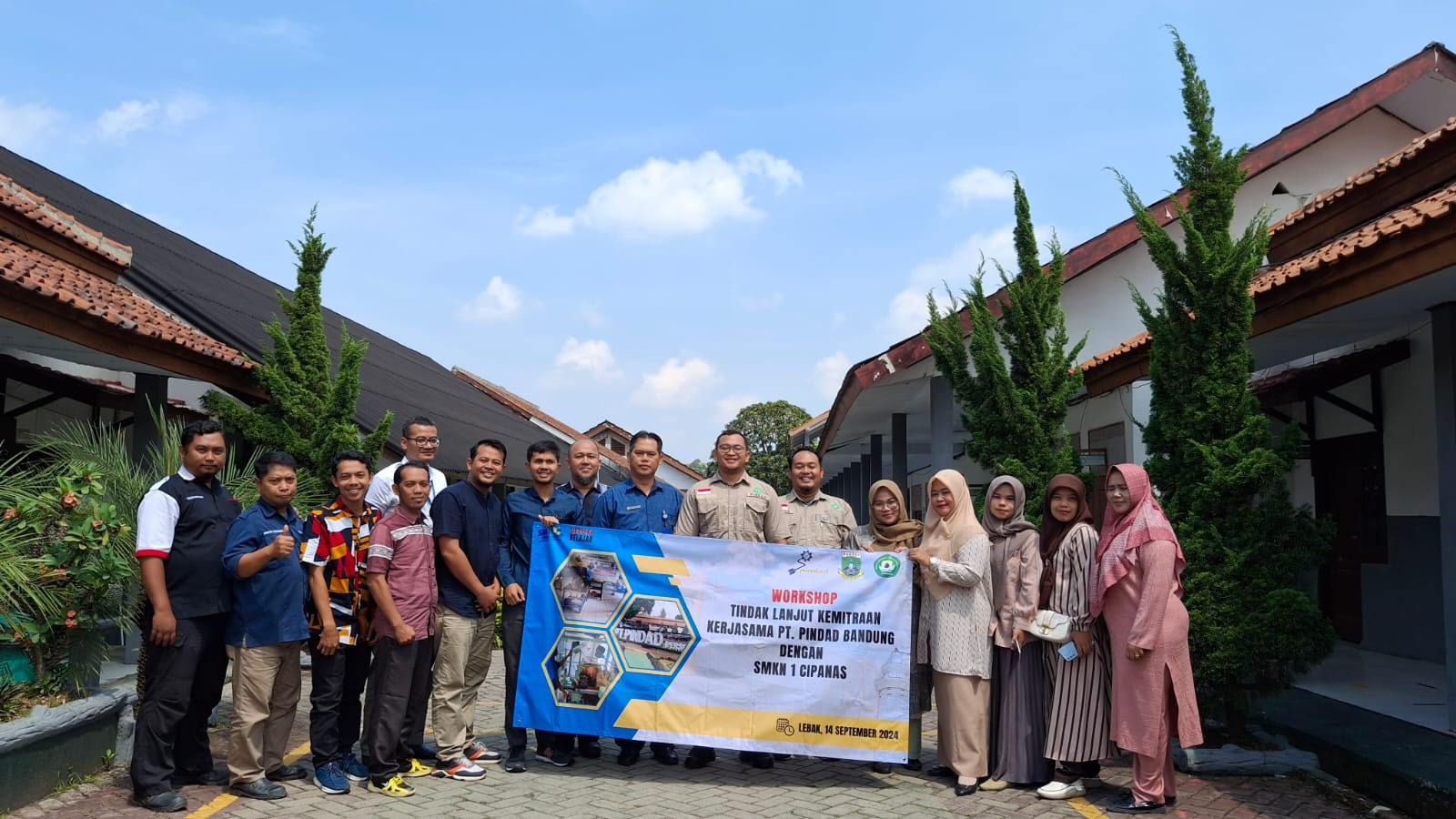 pindad.jpg